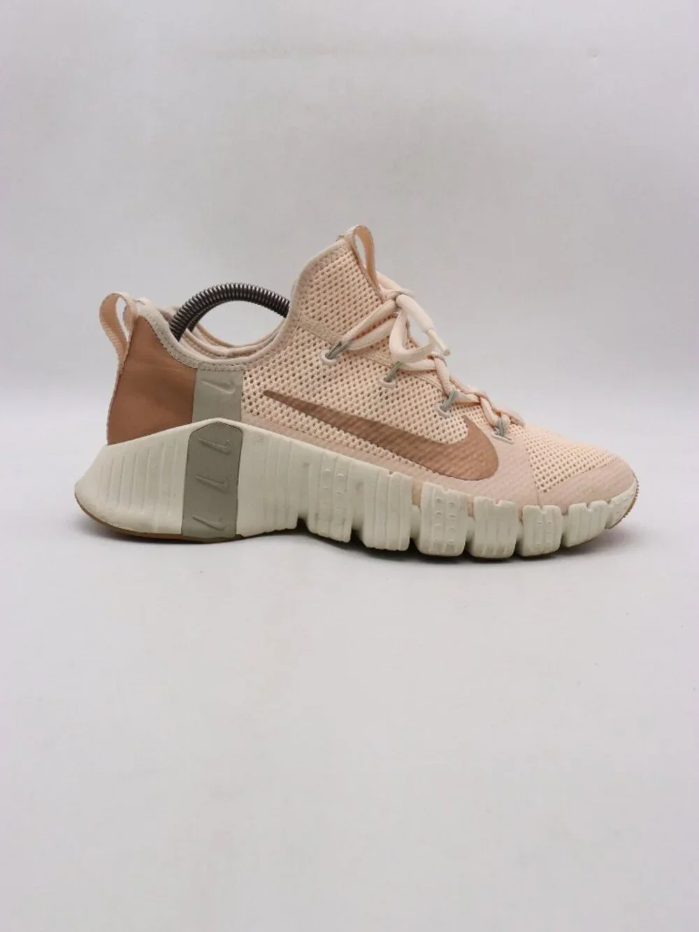 Nike Free Metcon 3 Women’s 9.5 Guava Ice Metallic Red Bronze sneakers CJ6314-892